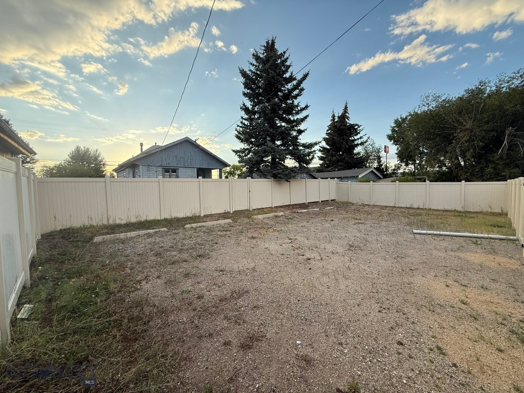 3320 Busch Property Photo 13