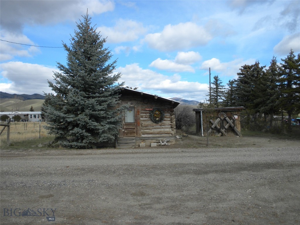 4 Blackman Street Property Photo 5