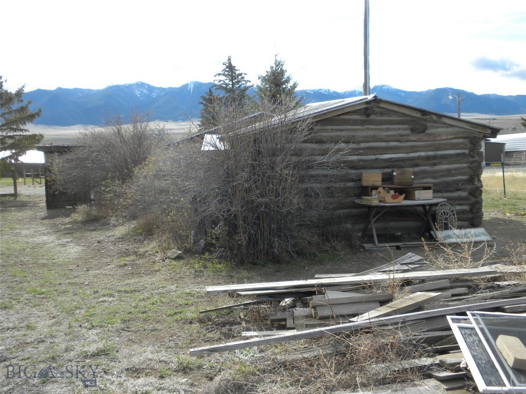 4 Blackman Street Property Photo 13