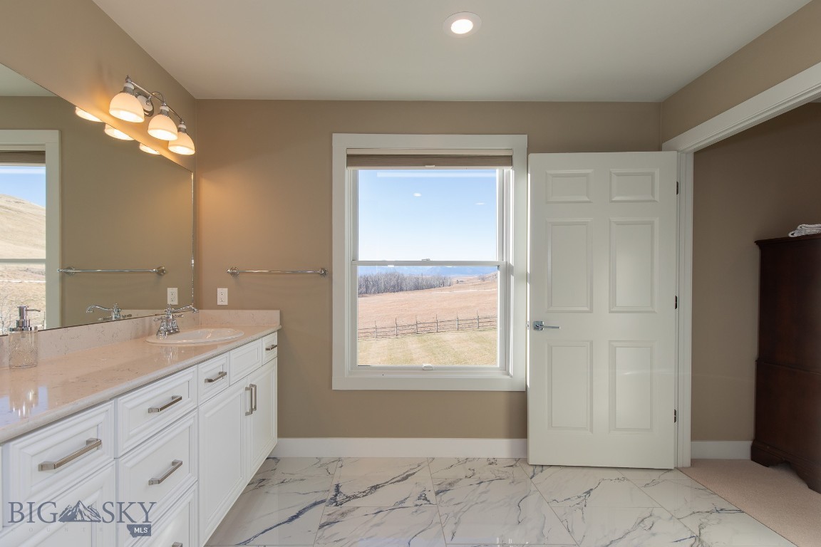 104 Running River Way Property Photo 32