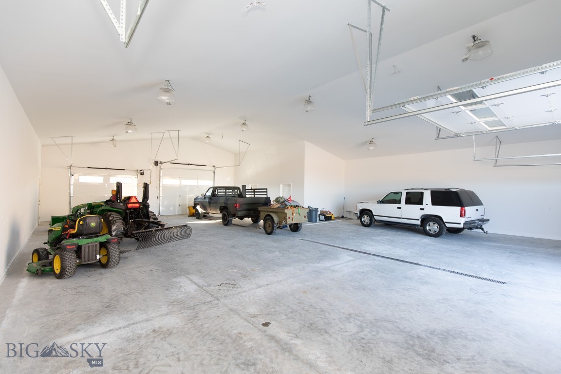 104 Running River Way Property Photo 46