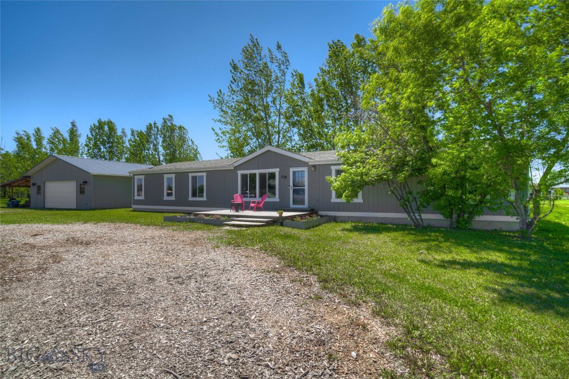 115 Chisler Drive Property Photo 1