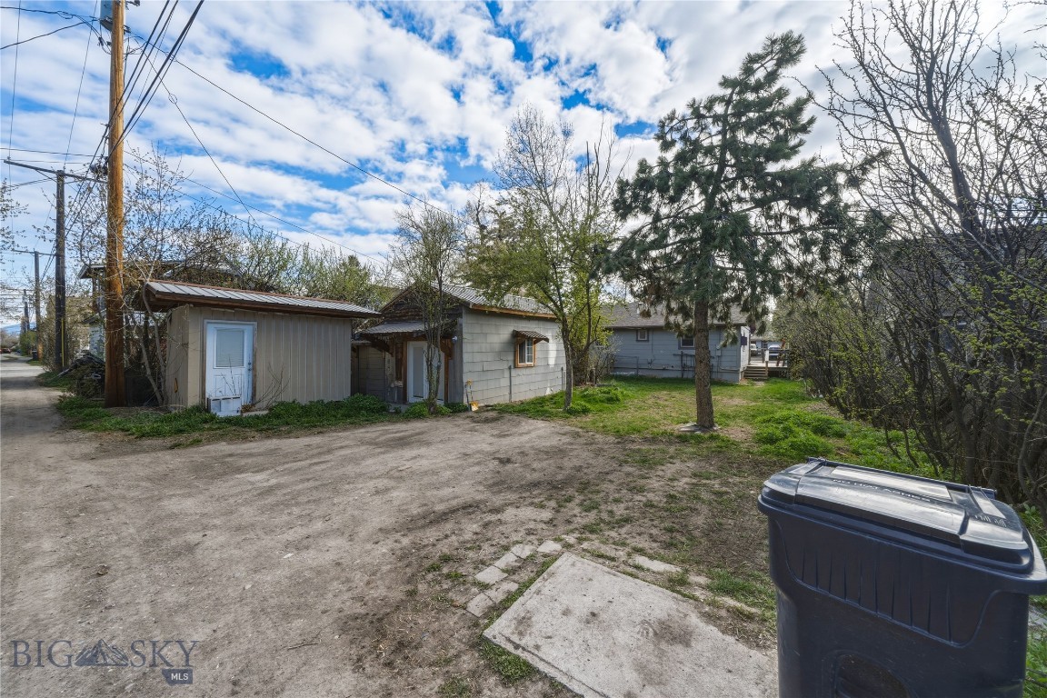 407 S 10th Avenue Property Photo 39