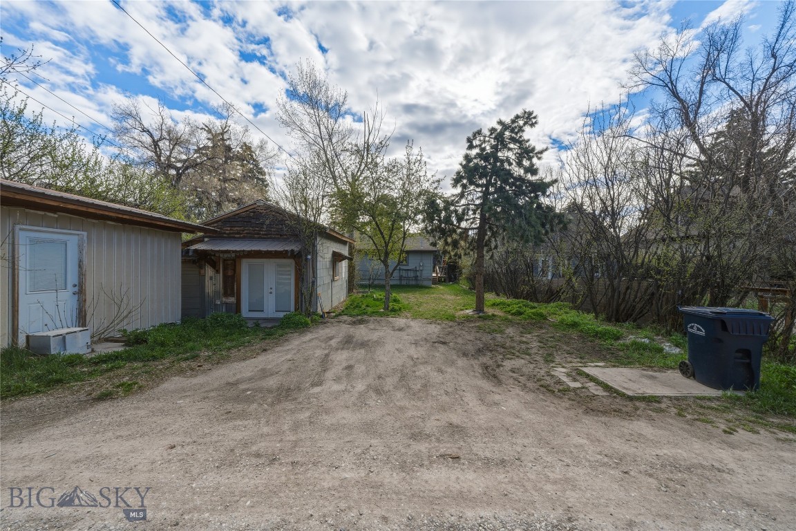 407 S 10th Avenue Property Photo 40