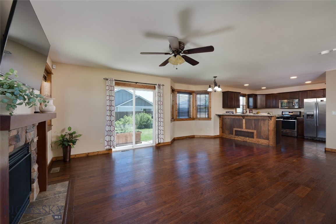 1706 Drummond Property Photo 10