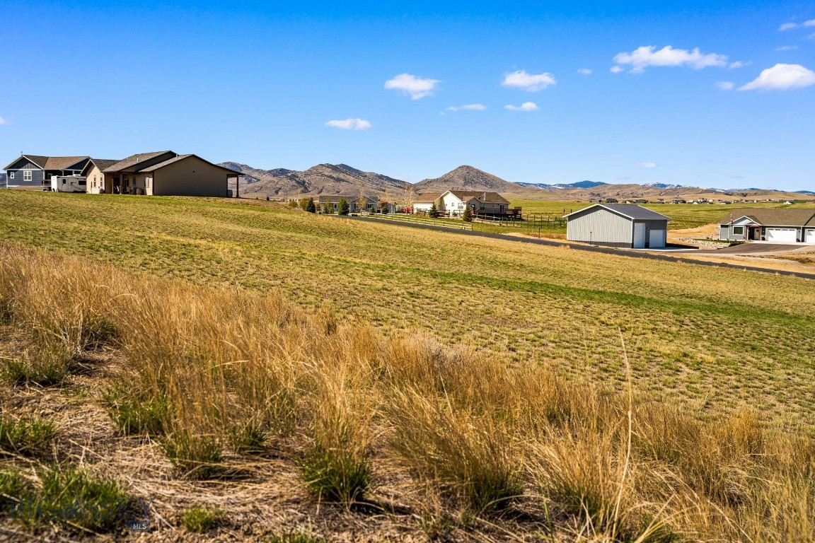 60 Wheatland Meadows Drive Property Photo 35