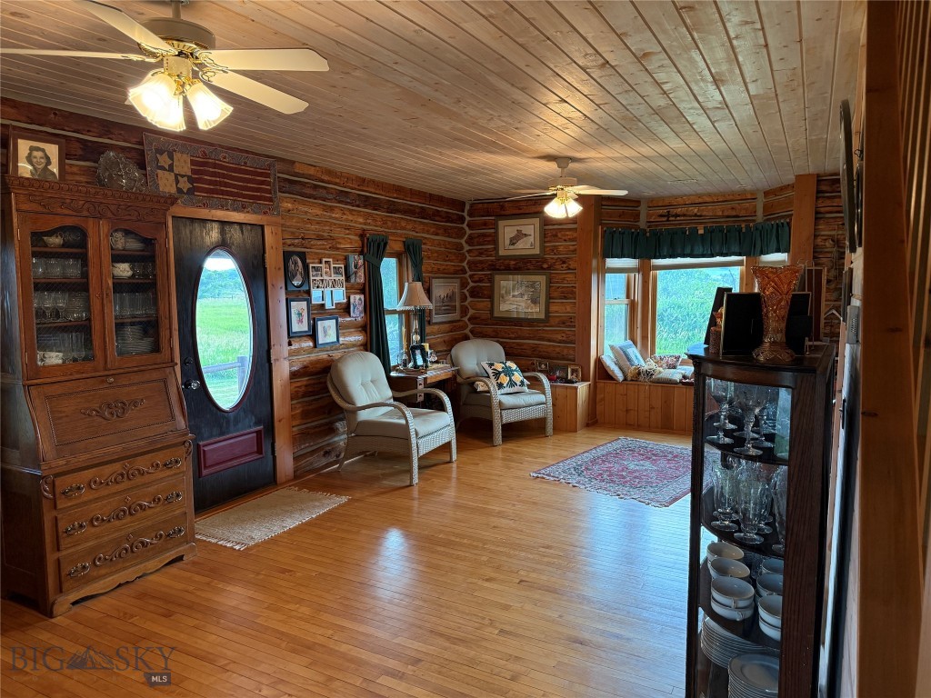 185 Howie Property Photo 27