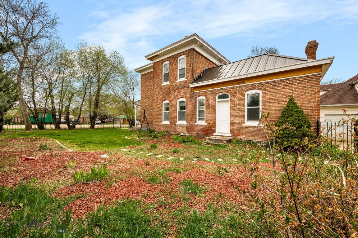 113 E Poppleton Street Property Photo 5