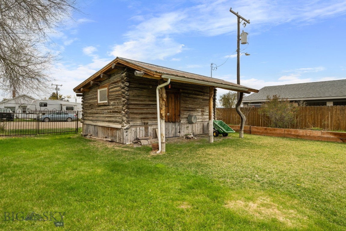 113 E Poppleton Street Property Photo 30