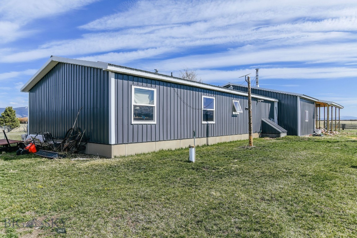 2000 Rock Creek Road Property Photo 6