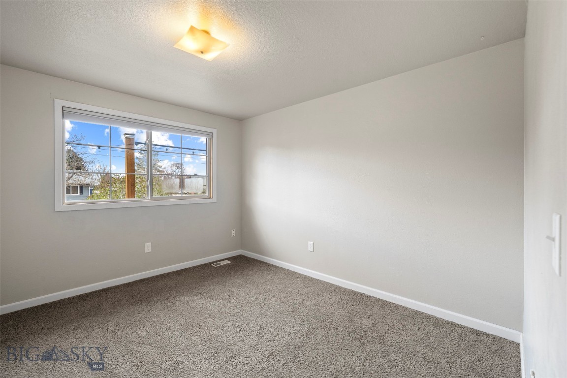 209 4th Street Property Photo 21