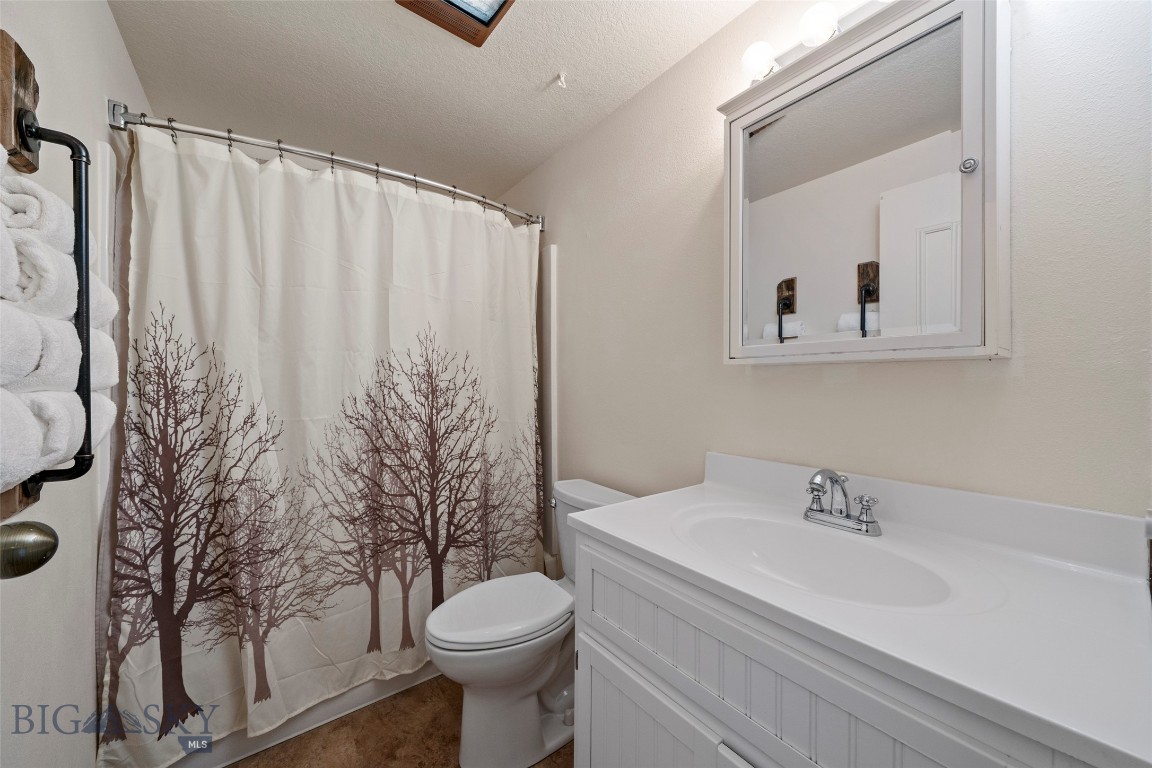 209 4th Street Property Photo 23
