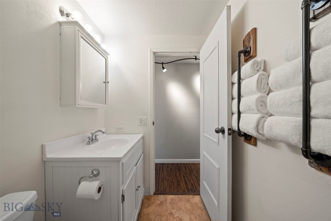 209 4th Street Property Photo 24