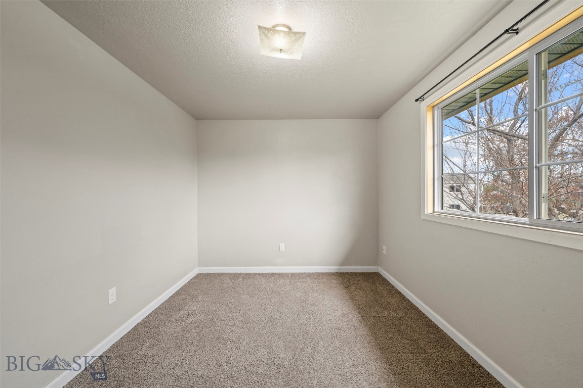 209 4th Street Property Photo 28