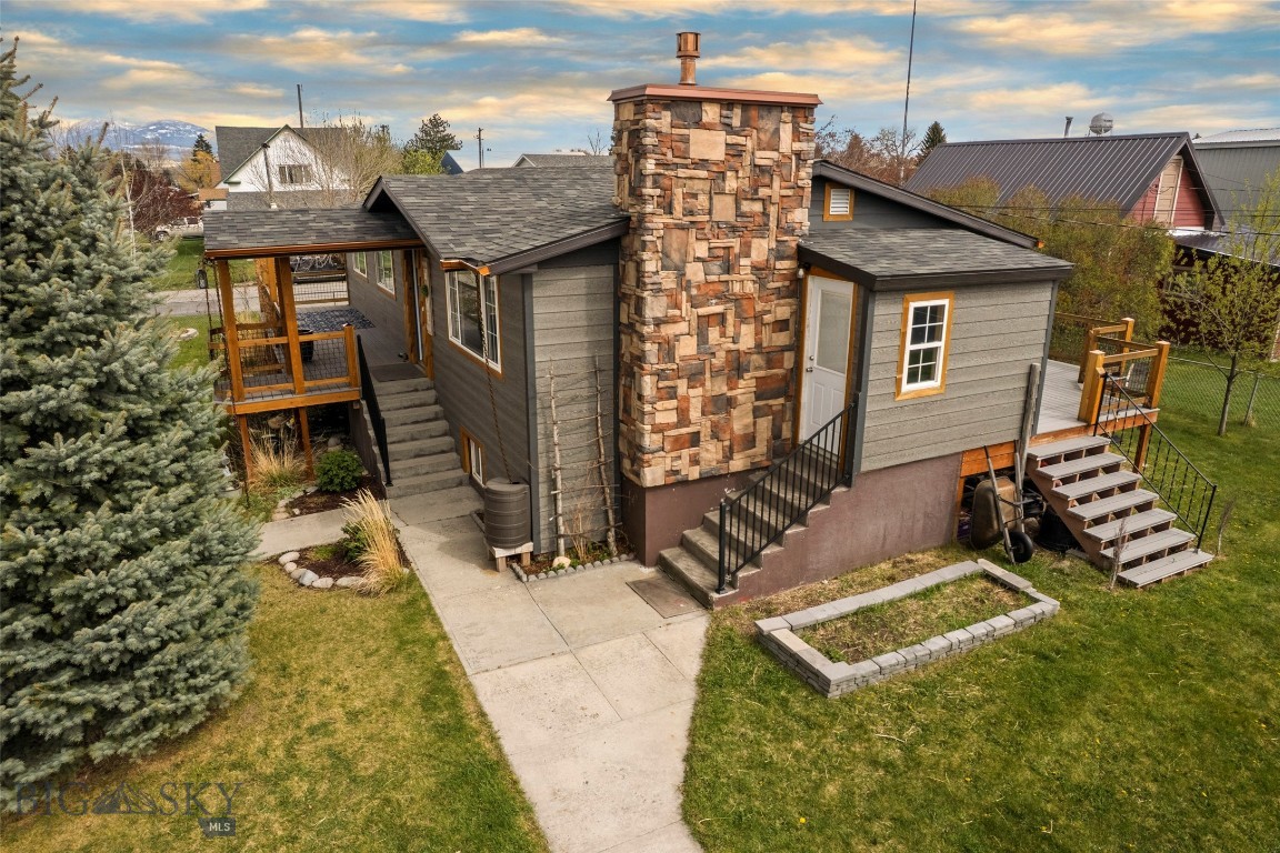 209 4th Street Property Photo 45
