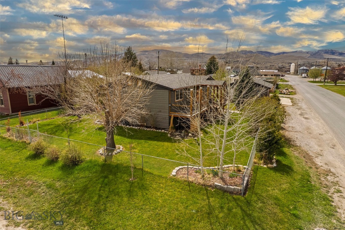 209 4th Street Property Photo 67