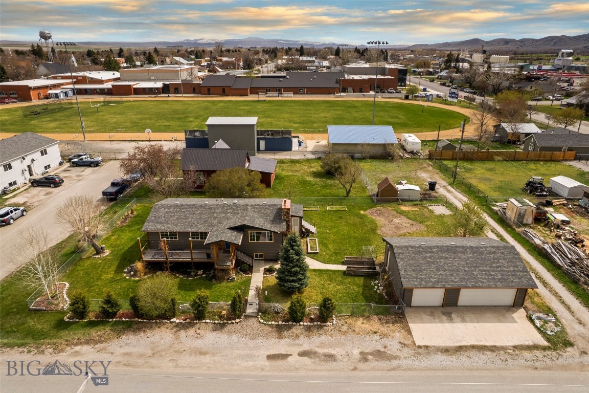 209 4th Street Property Photo 68