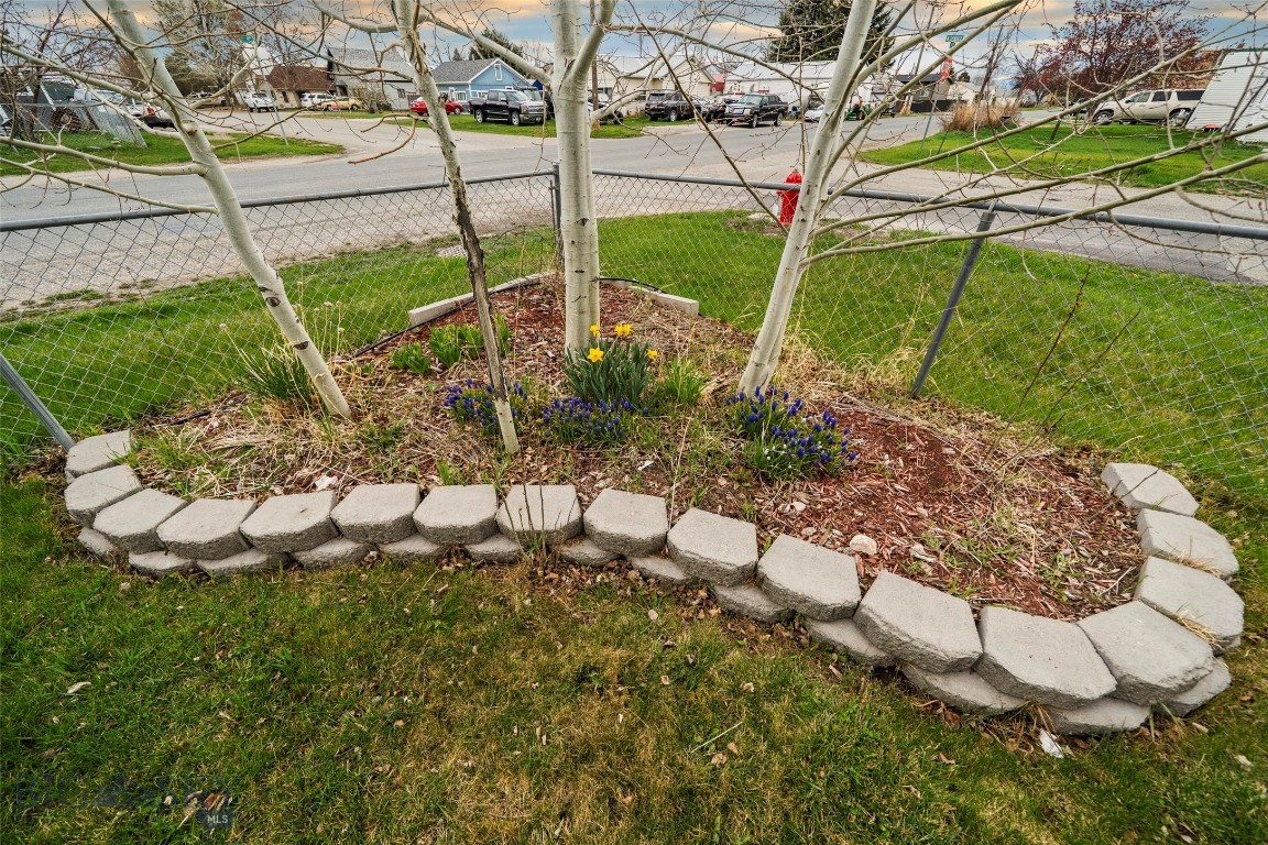 209 4th Street Property Photo 74