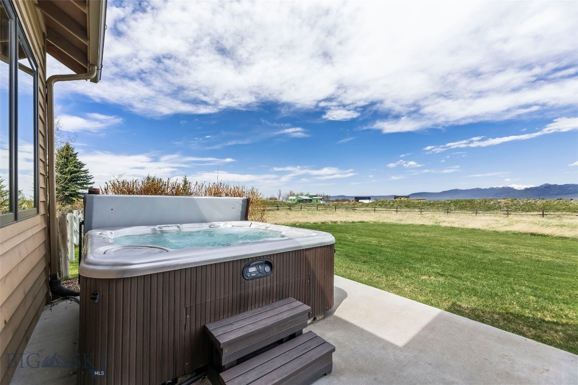 51 Paddock Court Property Photo 39