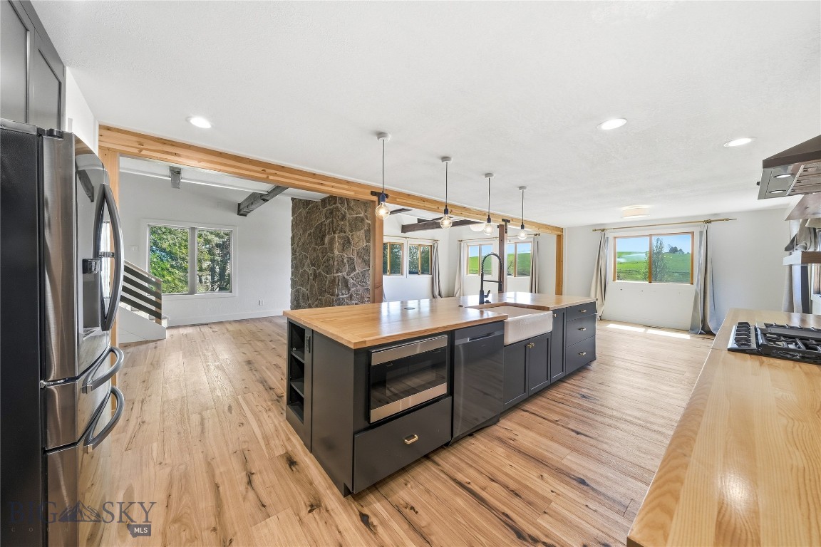 8685 Churchill Property Photo 8