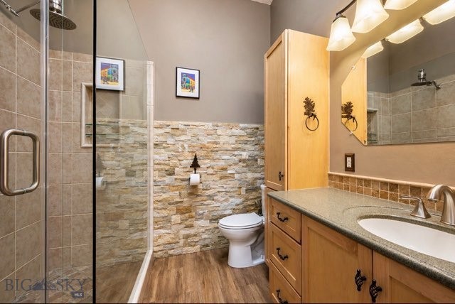 4490 Box Canyon Road Property Photo 8