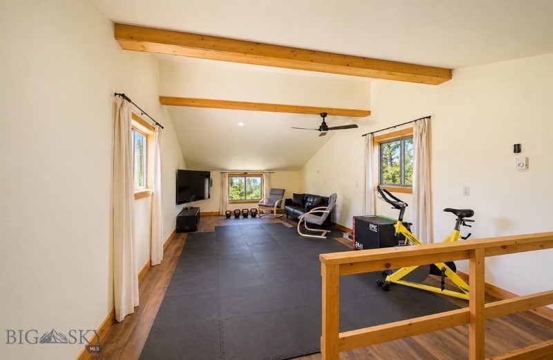 4490 Box Canyon Road Property Photo 12