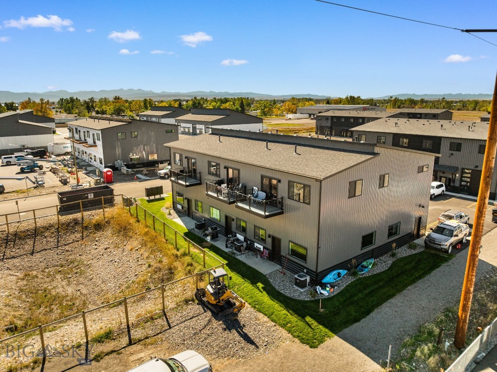 203 Fletching Way Property Photo 4