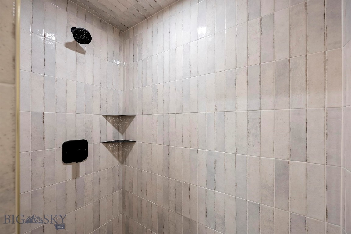 1120 Pizzini Drive 2a Property Photo 23