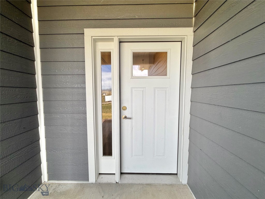 37 Santa Fe Property Photo 8