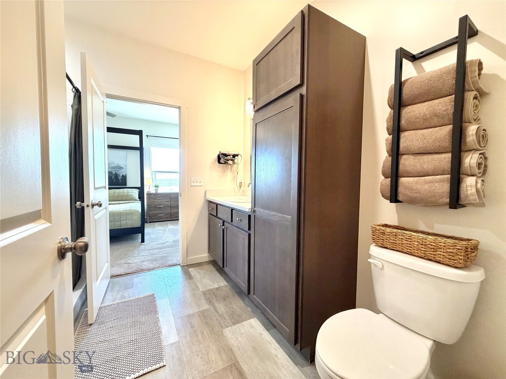 37 Santa Fe Property Photo 28