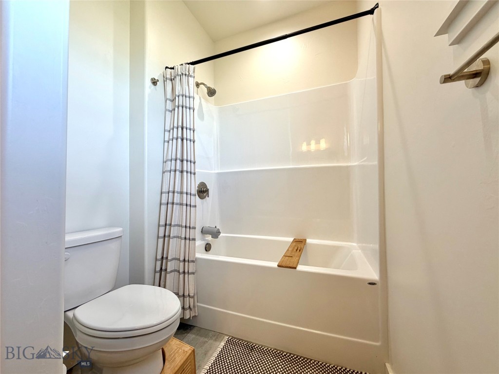 37 Santa Fe Property Photo 38