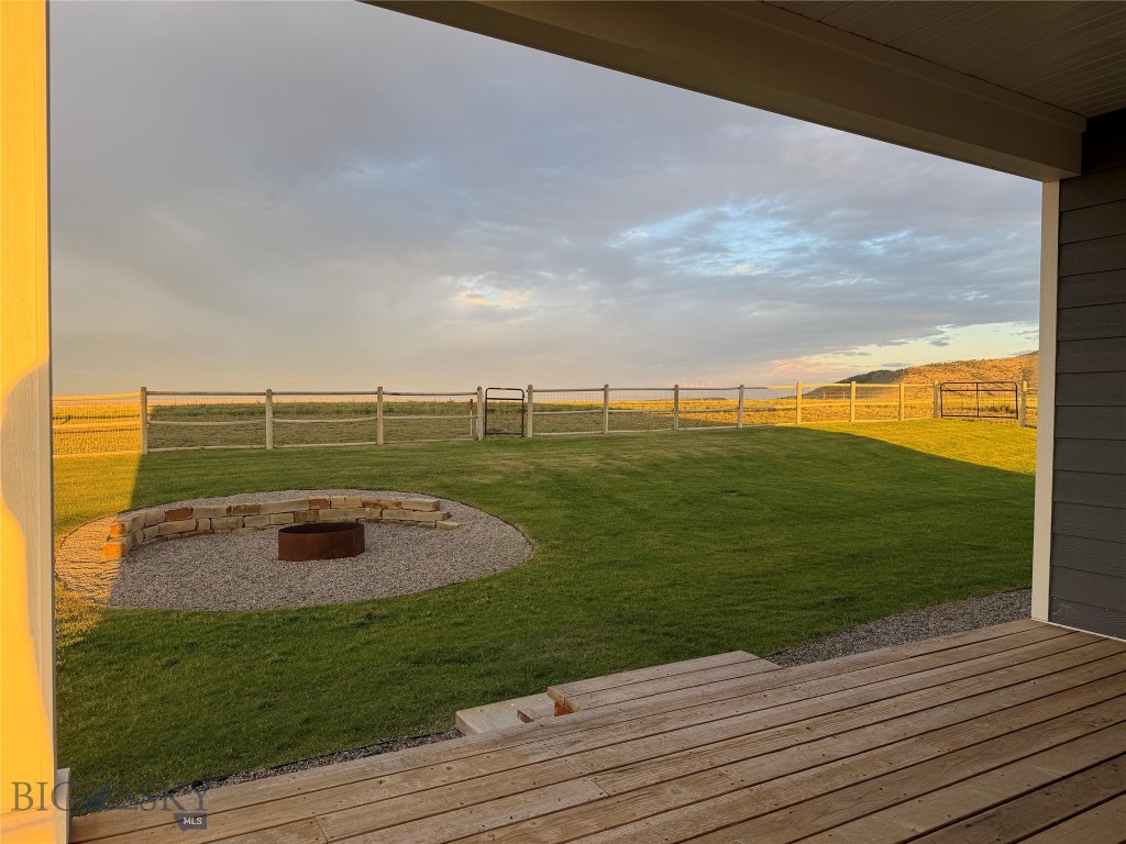 37 Santa Fe Property Photo 43