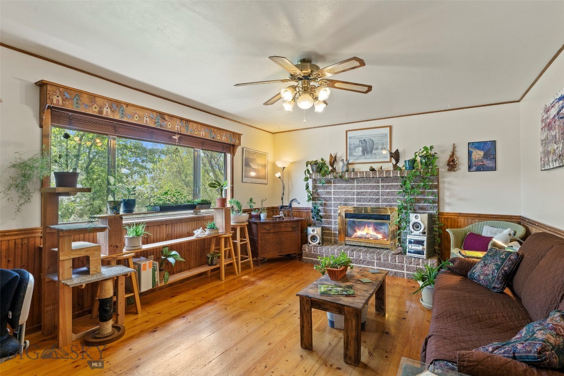 707 Montana Street Property Photo 10