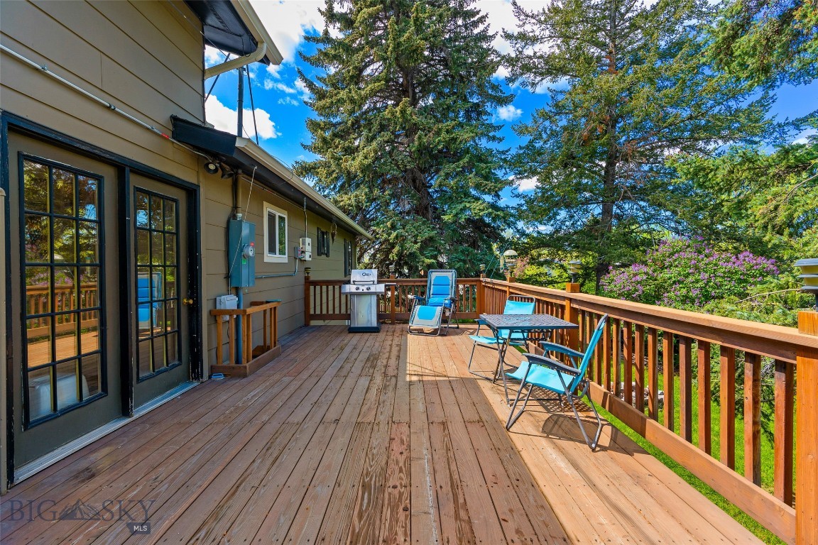 707 Montana Street Property Photo 42