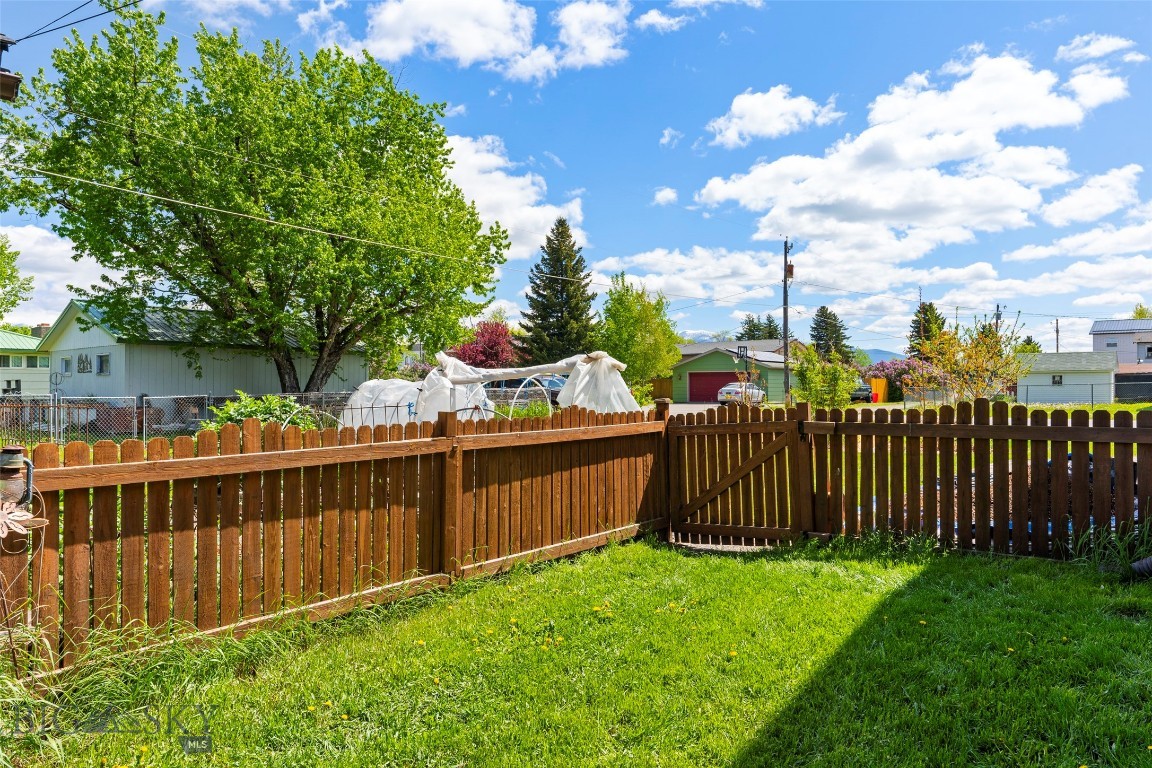 707 Montana Street Property Photo 48