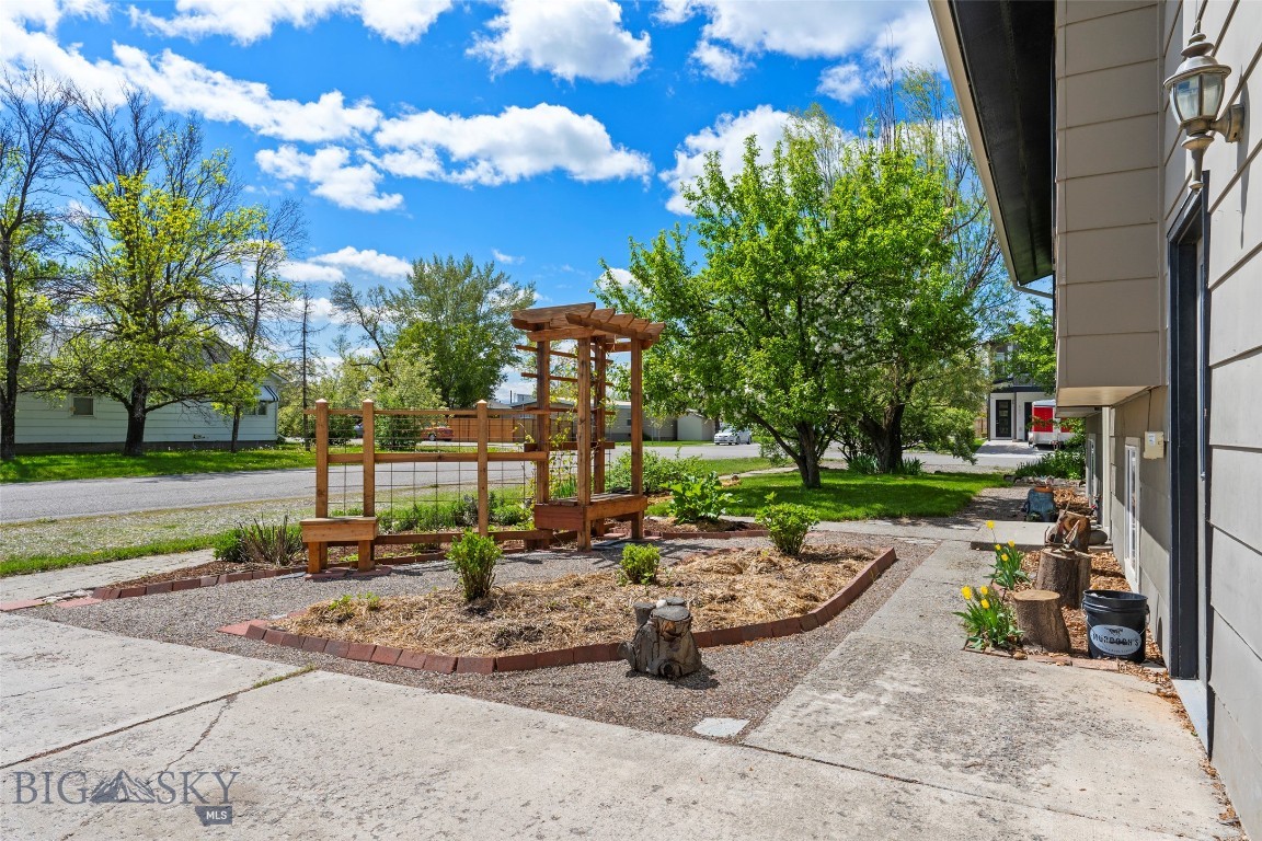 707 Montana Street Property Photo 58