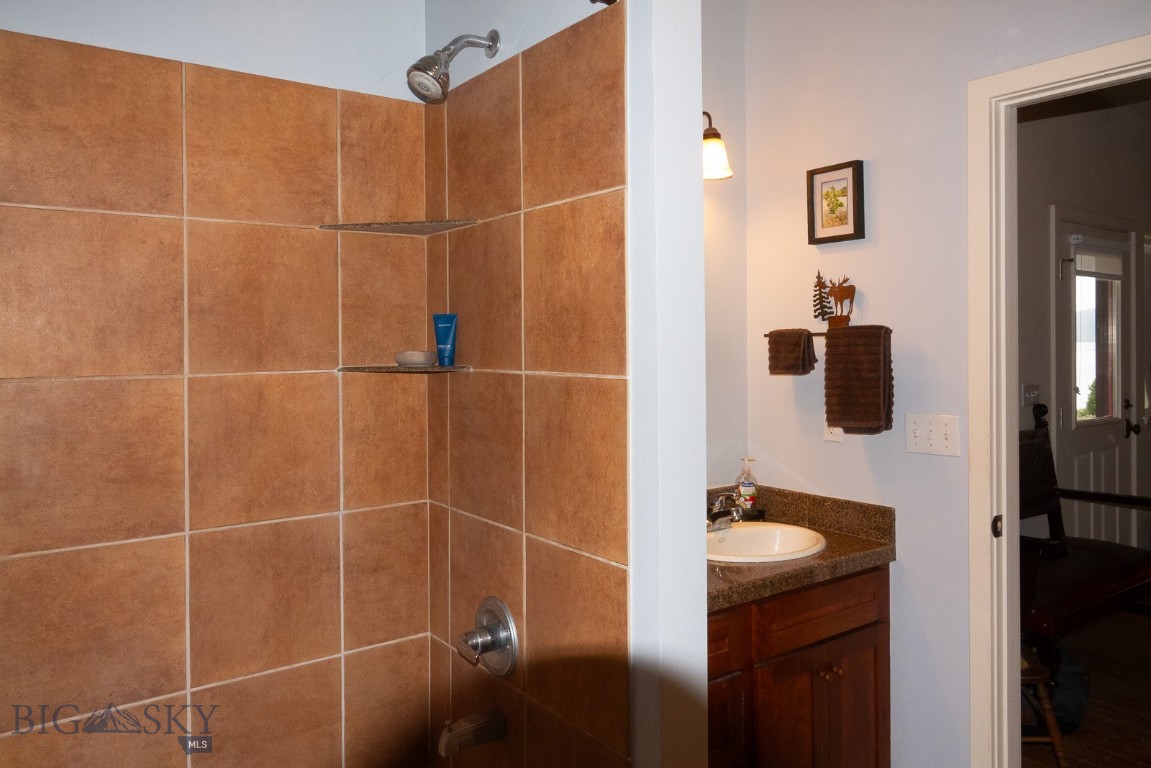 202 Beach Drive Property Photo 55