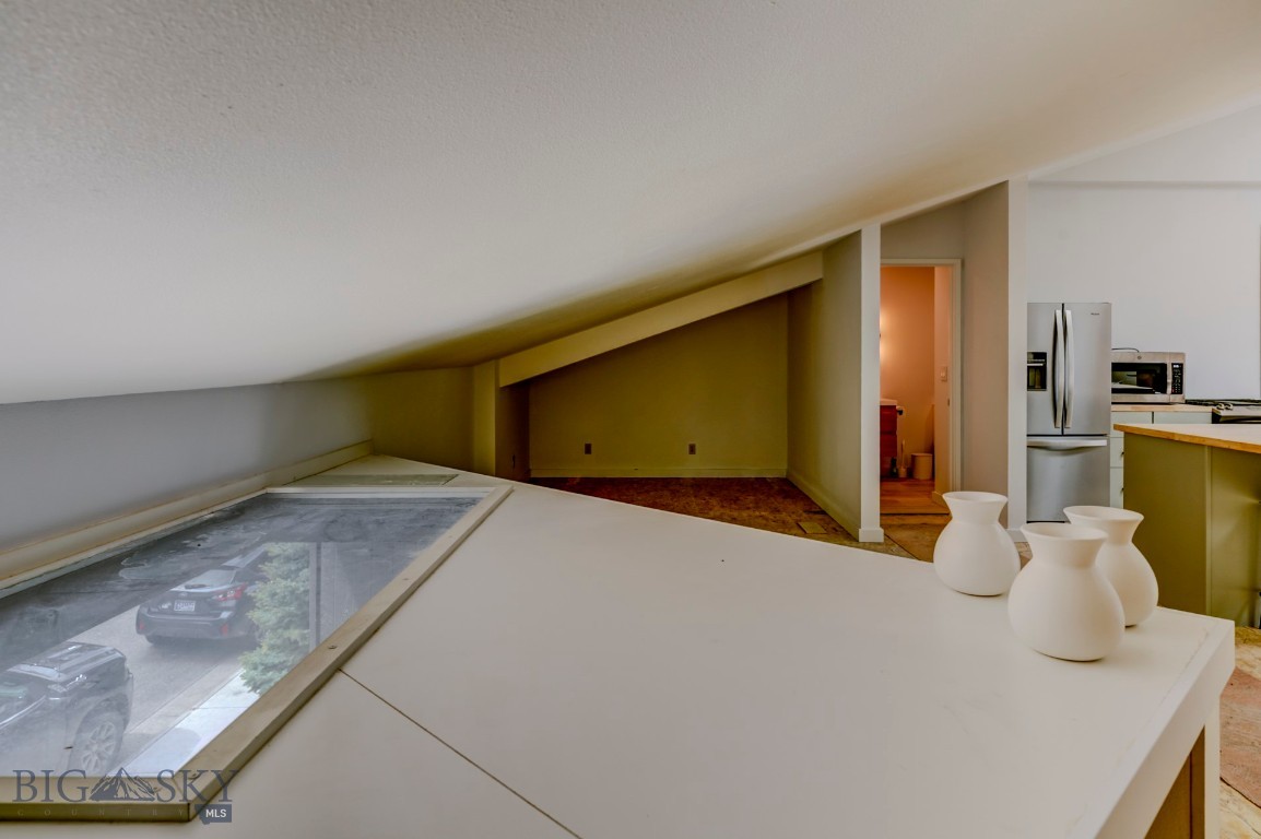 329 S B Street Property Photo 40