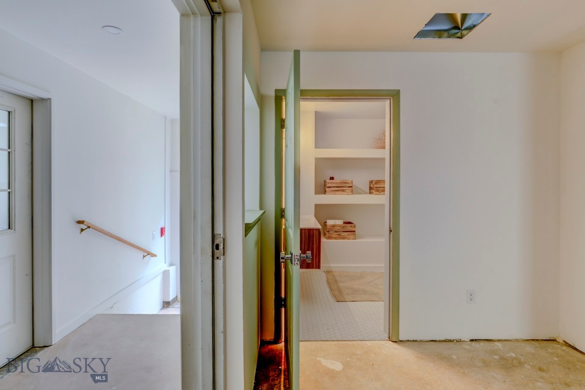 329 S B Street Property Photo 51