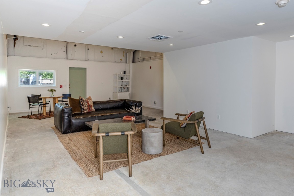 329 S B Street Property Photo 56