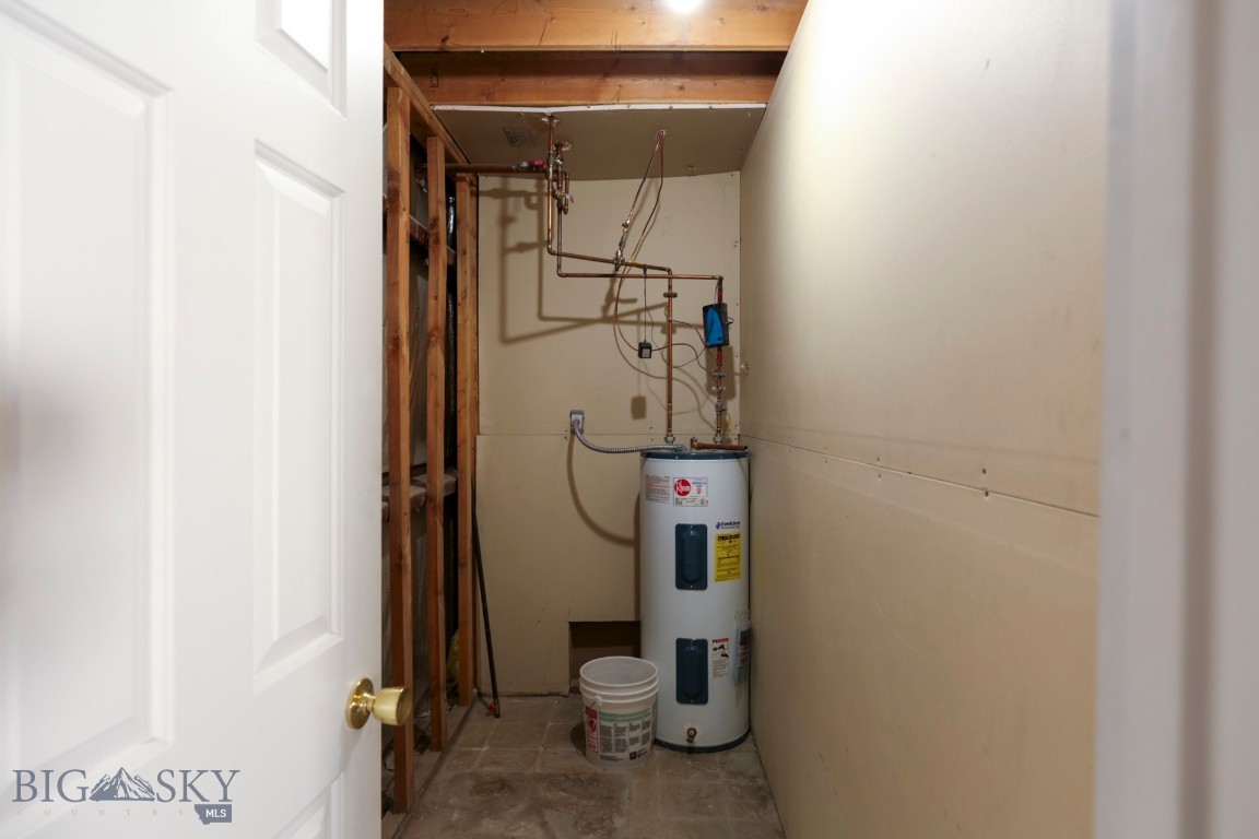 329 S B Street Property Photo 72