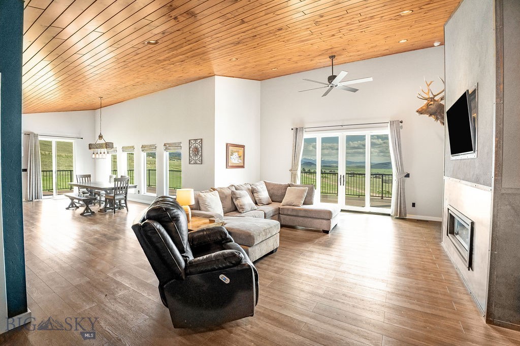 100 Stevie Lane Property Photo 15