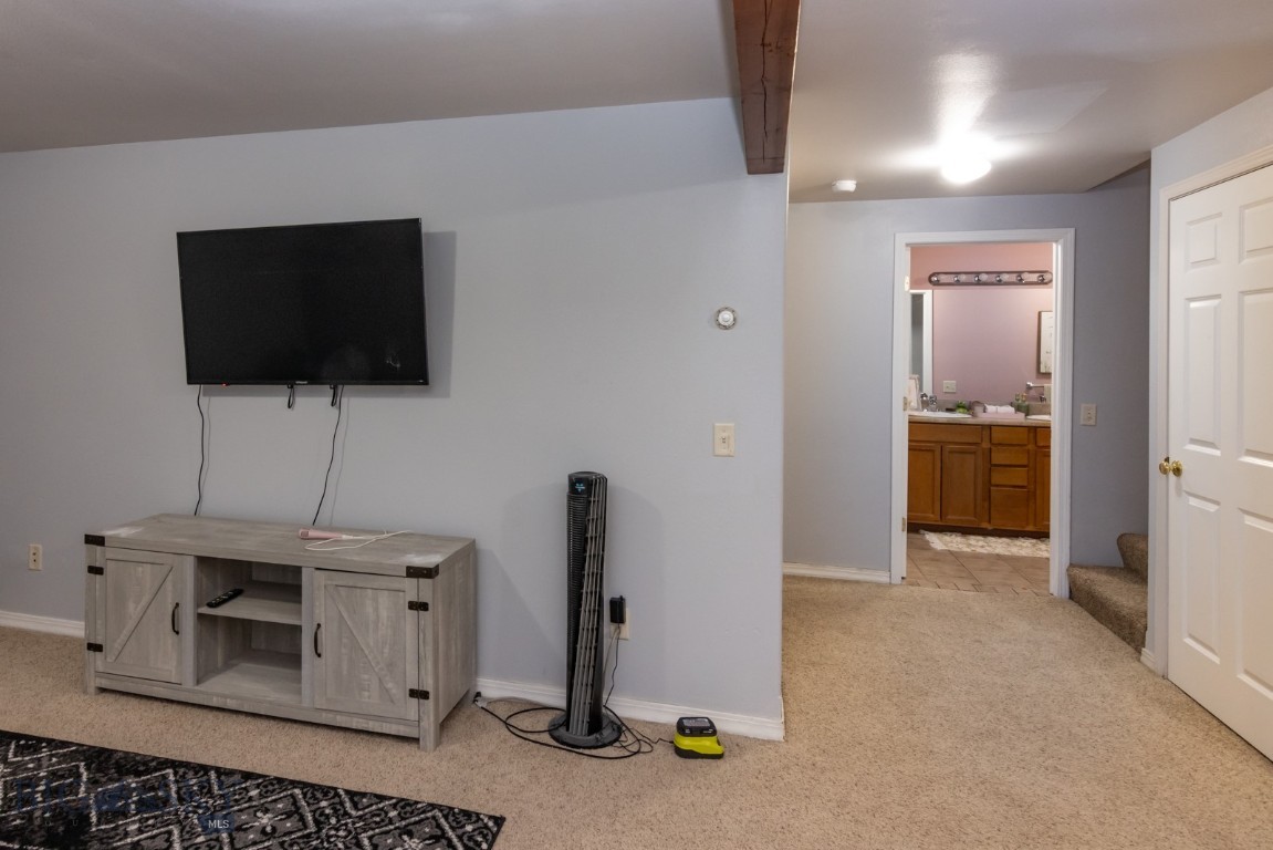 1123 N River Rock Drive 2 Property Photo 32