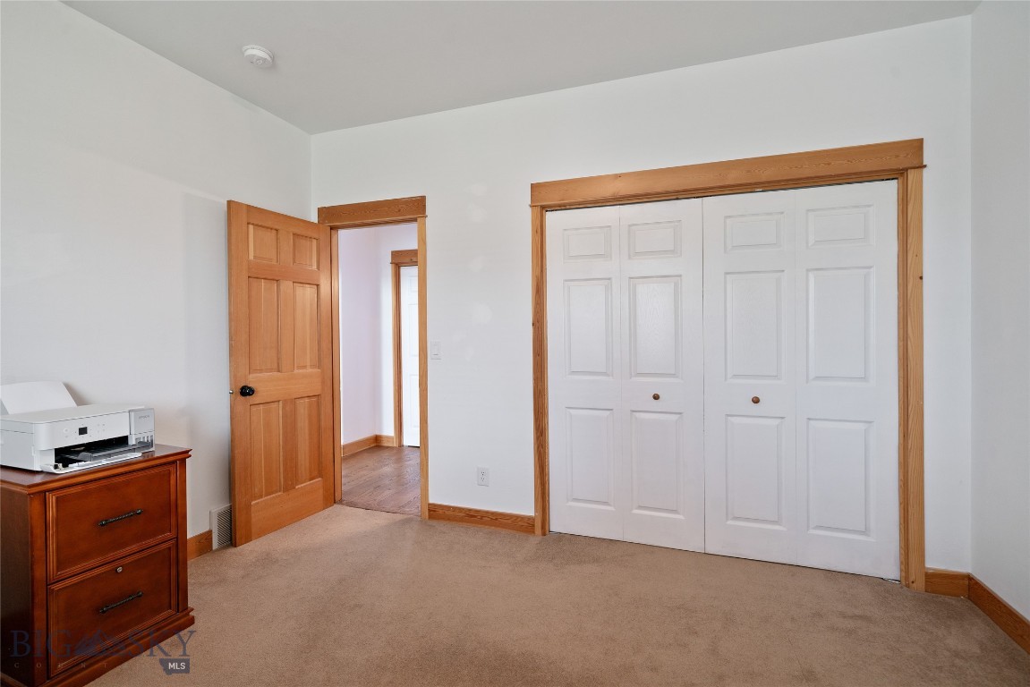 16 Harvester Lane Property Photo 33