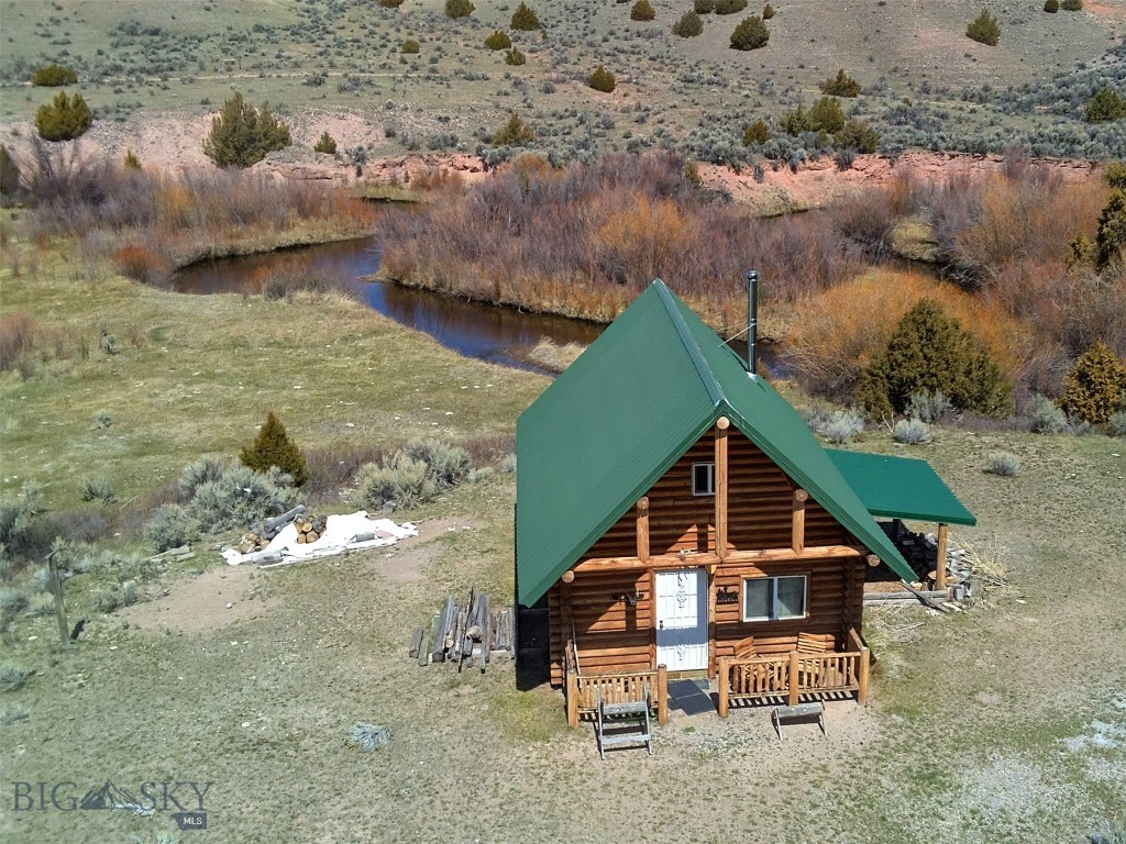 6275 Lower Grasshopper Road Property Photo 4