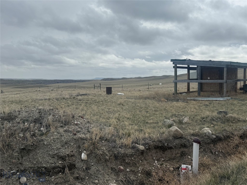 2273 E Pishkun Lane Property Photo 5