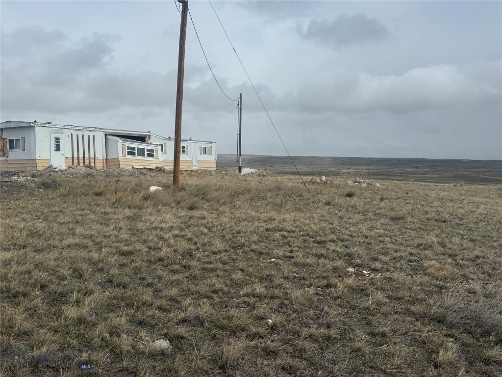 2273 E Pishkun Lane Property Photo 8