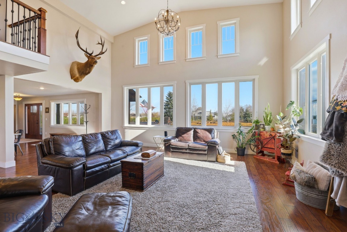 646 Hulbert Road W Property Photo 11