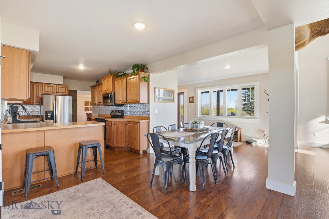 646 Hulbert Road W Property Photo 13