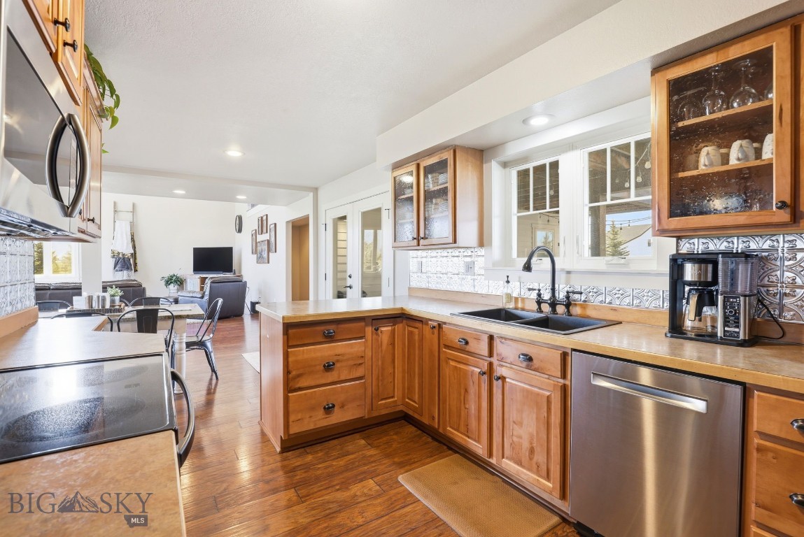 646 Hulbert Road W Property Photo 15